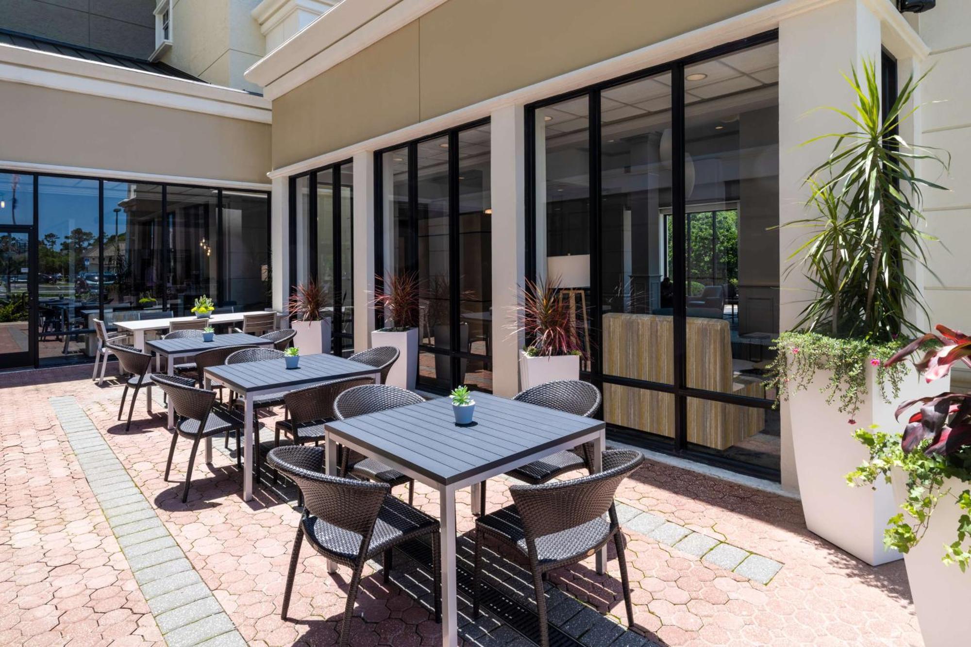 פונטה ודרה ביץ' Hilton Garden Inn Jacksonville Ponte Vedra Sawgrass מראה חיצוני תמונה