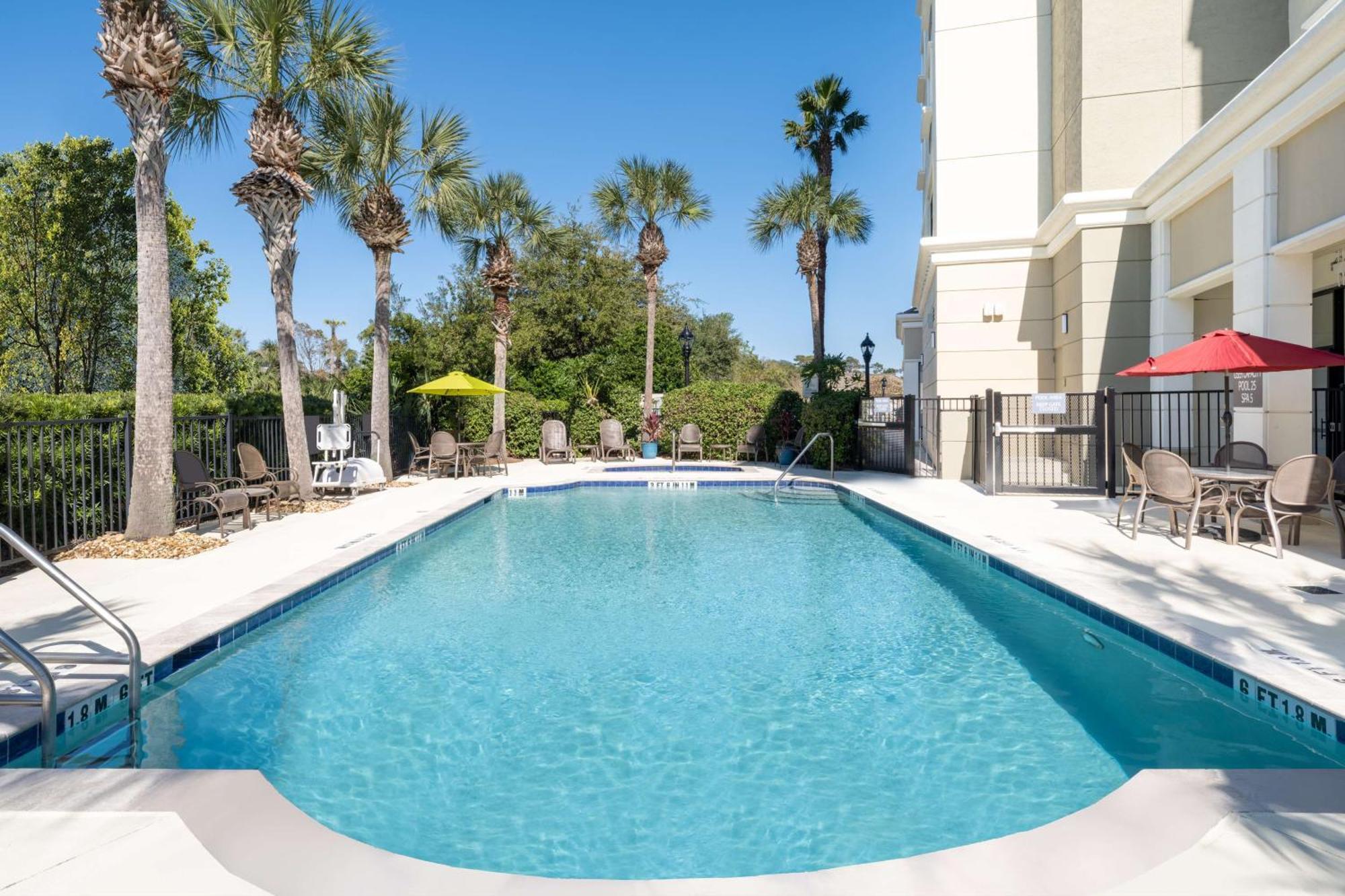 פונטה ודרה ביץ' Hilton Garden Inn Jacksonville Ponte Vedra Sawgrass מראה חיצוני תמונה