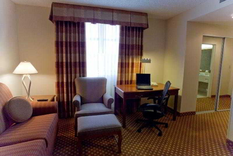 פונטה ודרה ביץ' Hilton Garden Inn Jacksonville Ponte Vedra Sawgrass חדר תמונה